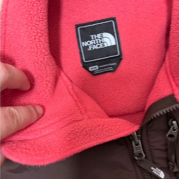 The North Face Pink and Brown Denali jacket - Picture 3 of 3